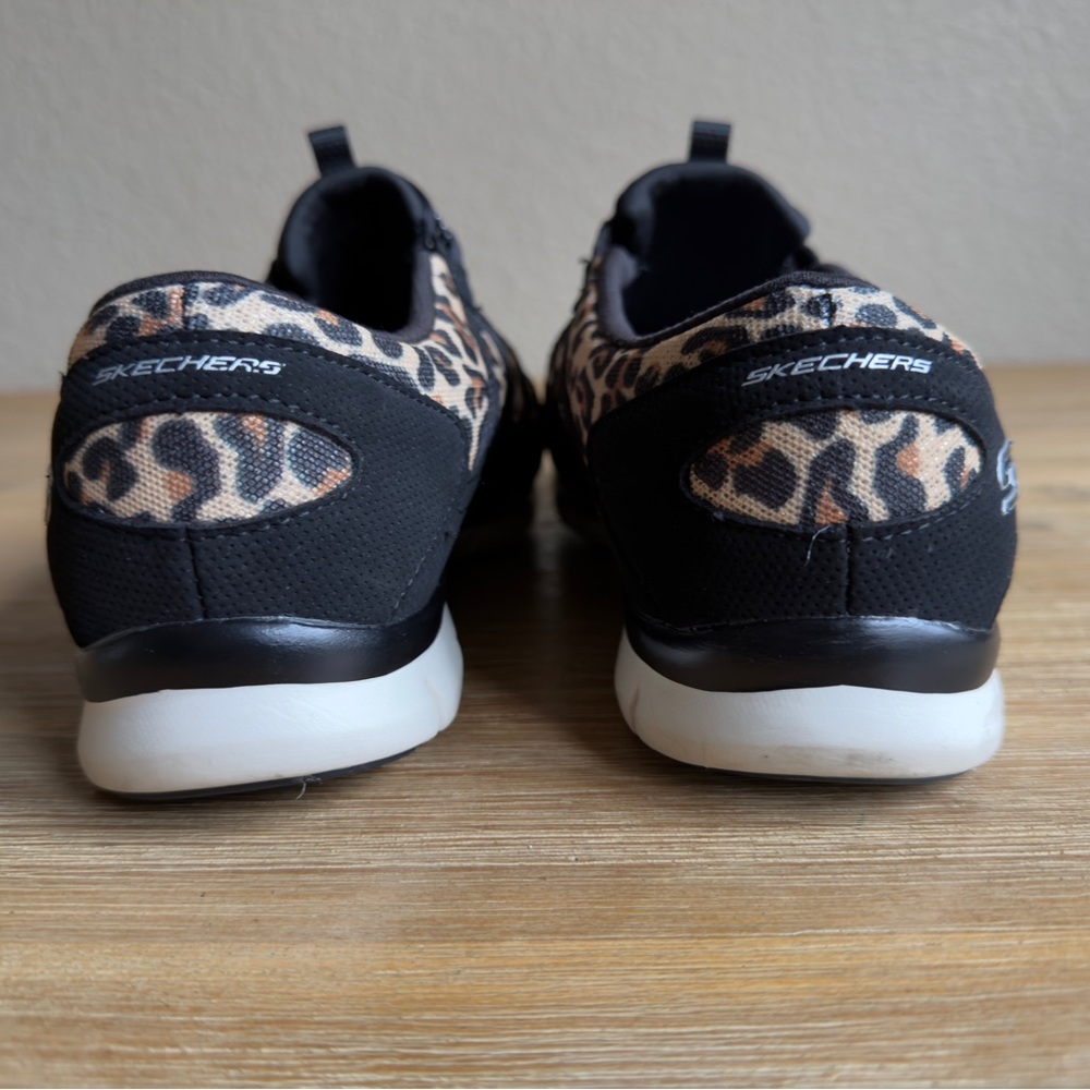 Skechers Leopard Print Sneakers Womens 10 Black Air Cooled Memory Foam Comfort - Picture 10 of 12